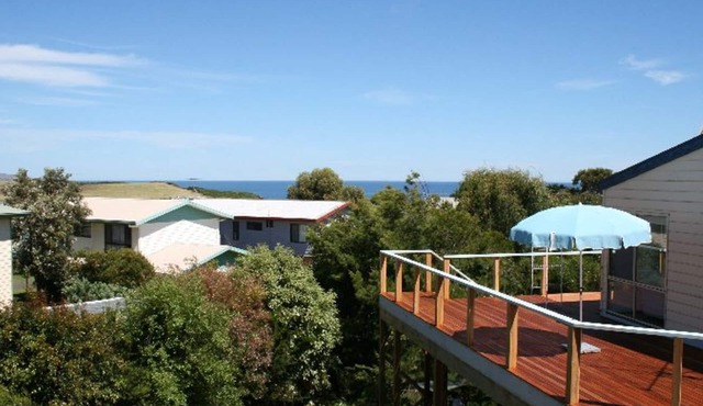 11 on Waikiki - great property in Smiths Beach