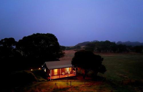 12 apostles cottages