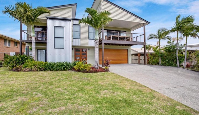 12 Tingira Close Rainbow Beach