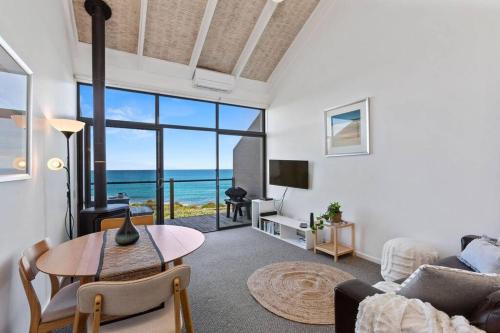 12 Whitecrest Great Ocean Road Resort - Ocean Views