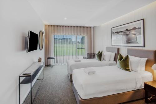 13th Beach Golf Lodges