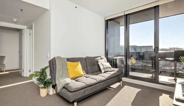 2 BR Apartment with Stunning Views and Car Parking
