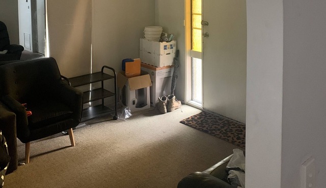 2 Studio bedroom