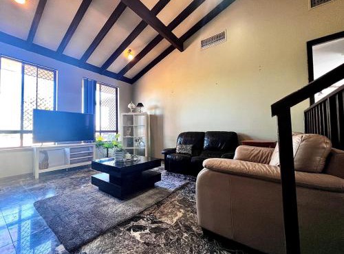 20 OFF Affortable Long Stay 4 Queen Bed House Near Uni City Swan River