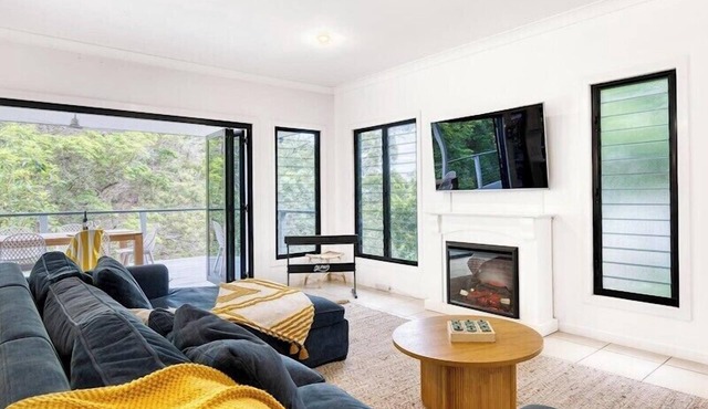 24 NAUTILUS Moreton island