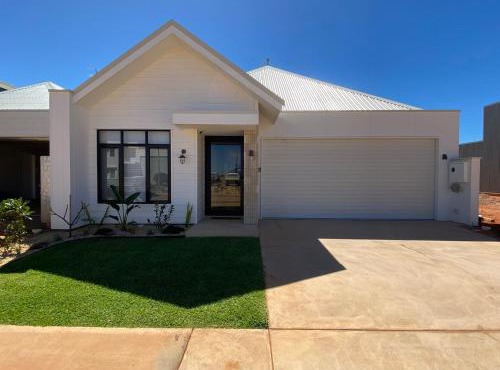 27 Bluefin Cove