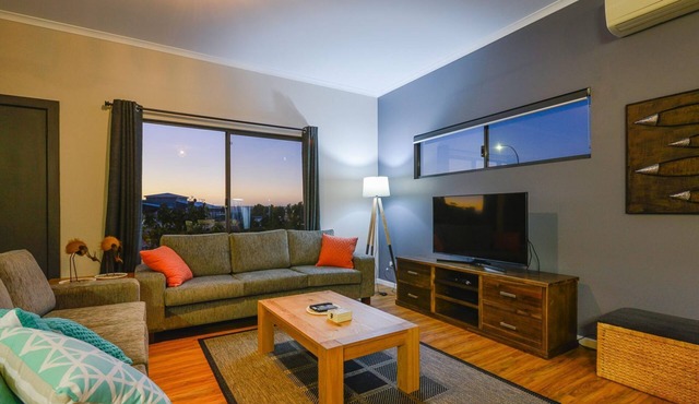 27 Osprey Way - Situated a stones throw from the beach