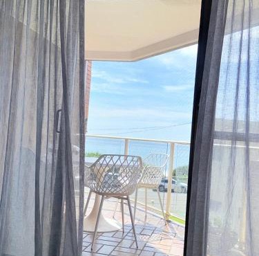 2Bdr Beachfront Apartment - First Bay Coolum