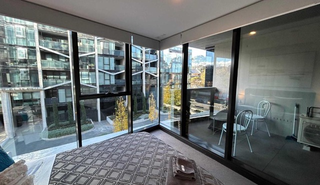 2BR-2BR-1Car-CBD-Pool-Shopping