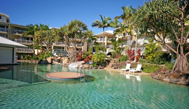 2BR Alex Beach Resort Apt Near Beach 317