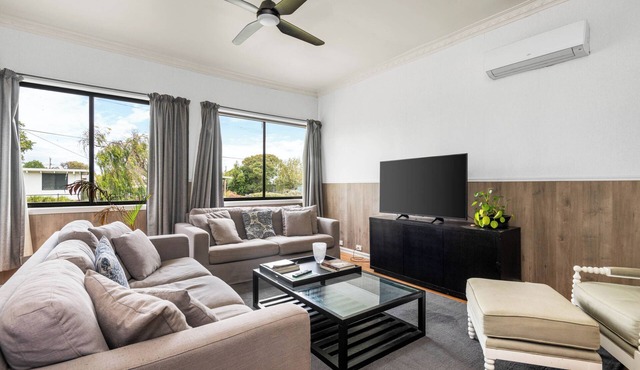 3-bed Beach House and 1-bed self-contained Barn in St Leonards in Saint Leonards