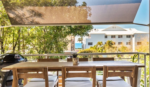 3 bedroom beach home just minutes walk to the beach