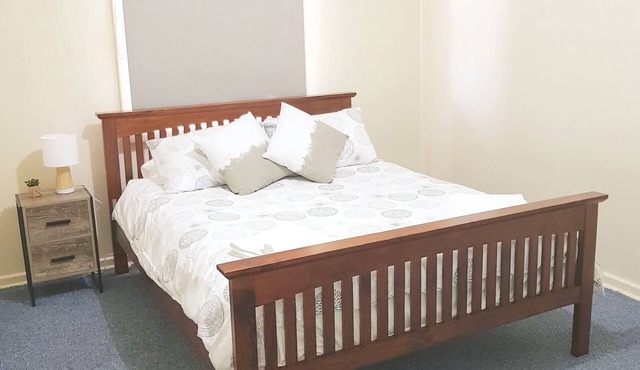 3 Bedroom Family Friendly Home - WiFi Available