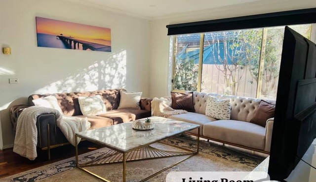 3-bedroom house in Hampton Park