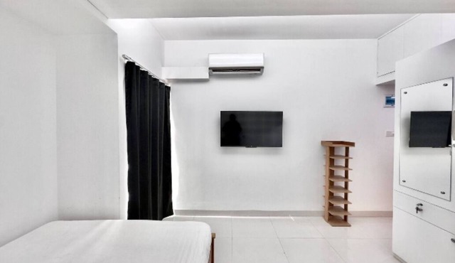 300sqft 5 Comfortable Studio w/Gym & Pool Access in Dhaka