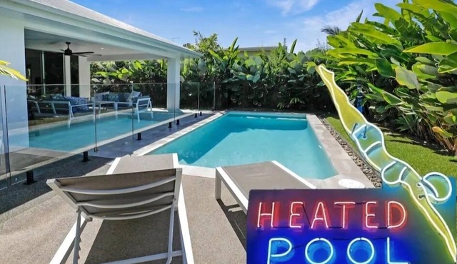 32c continuously heated pool 300m to beach Seaside@PalmCove