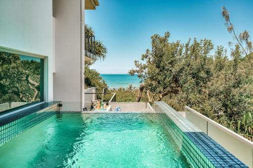 36 Seaview Terrace Sunshine Beach