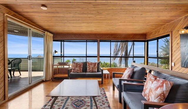 38 Pacific Terrace