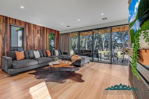 #58 Highview Waters - Echuca Holiday Homes