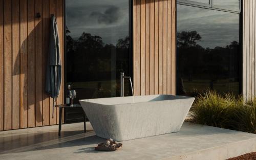 8 Paddocks Chalet One