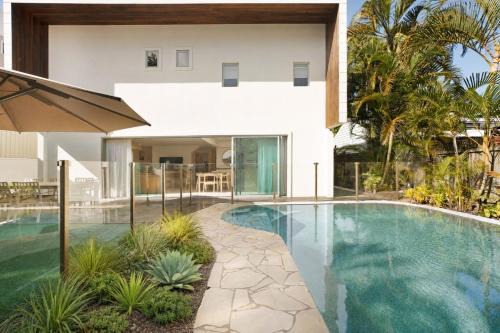 9 Depper Street - Large Residence Entire 6 Bed House