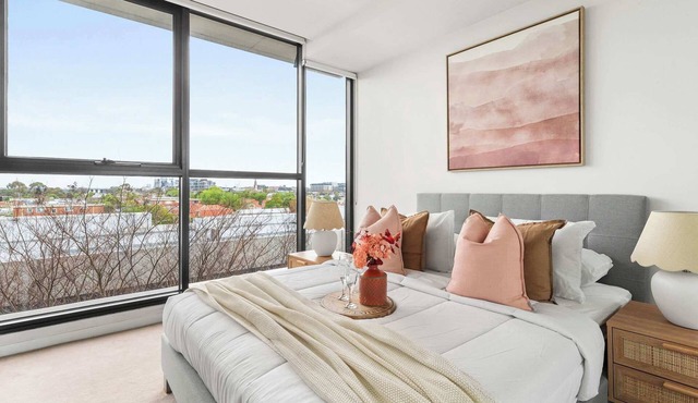 A Cozy 2BR Home Next to The Yarra River