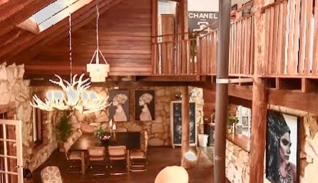 A Luxury Homestead in Beautiful Bridgetown right on the River that’s sleeps 14