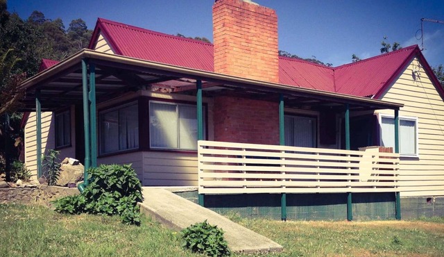 A Place To Stay In Derby - mountain biker retreat