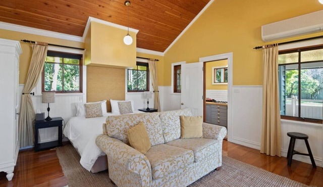 Acorn Studio at Oaktree Lodge
