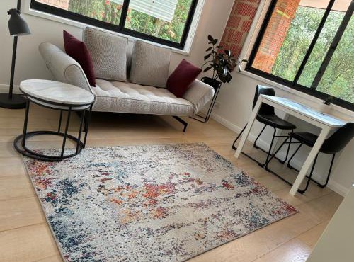 Adorable 1 bedroom private apartment