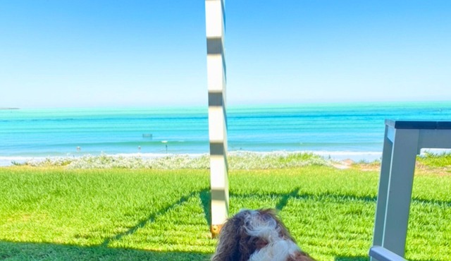Aldinga Stunning Sea View – 2BR Retro Vibe