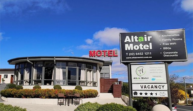 Altair Motel