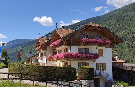 Appartamento Mansarda Patrizia e Franco Val di Sole in Commezzadura