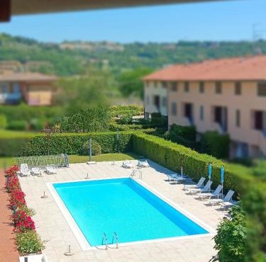 Appartamento Orchidea Garda 3 min by bike to the lake in Garda