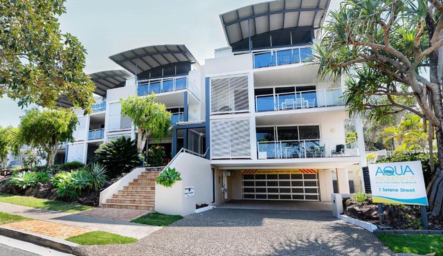 Aqua Promenade Beachfront Holiday Apartments