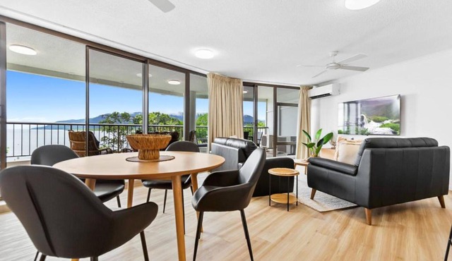 Aquarius Esplanade Retreat