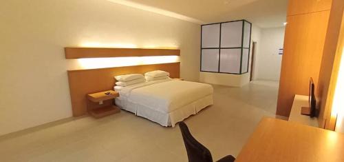 Ara Hotel in Bau