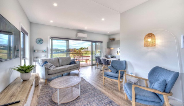 Archella 2 - Freycinet Holiday Houses in Coles Bay