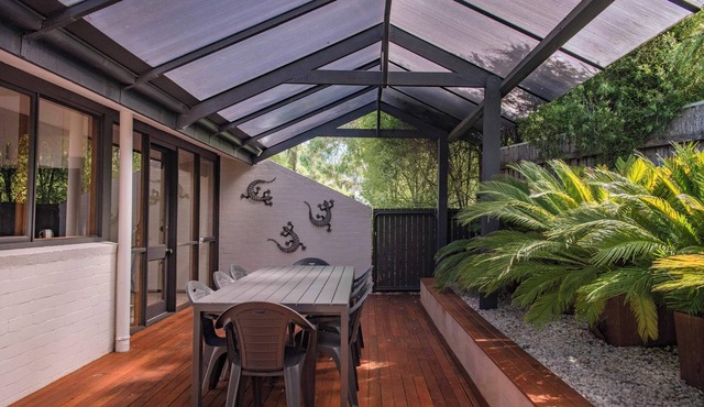 Architectural Designer Home / Kambah