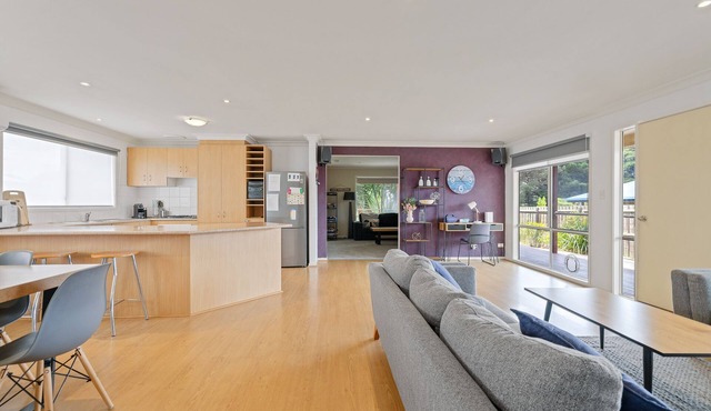 Area 51 by Ready Set Stay - Close to the Beach & Pet Friendly