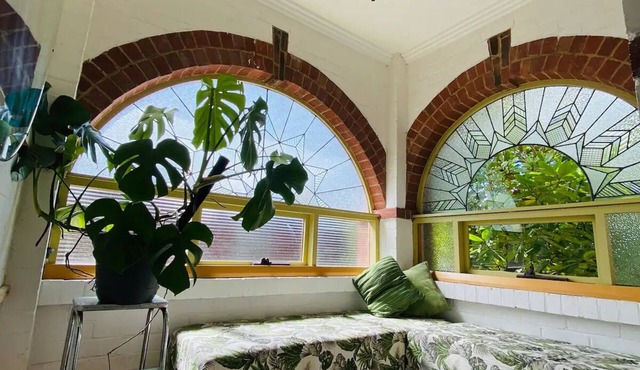 Arty Californian Bungalow Home in the Heart of Hobart