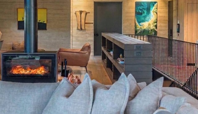 Atlas Retreat by Property Mums
