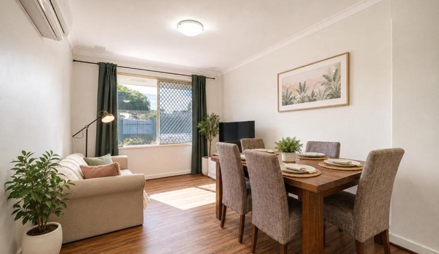 Aurora A1&B1 Airport Haven - Quick Access, Comfy & Free Parking