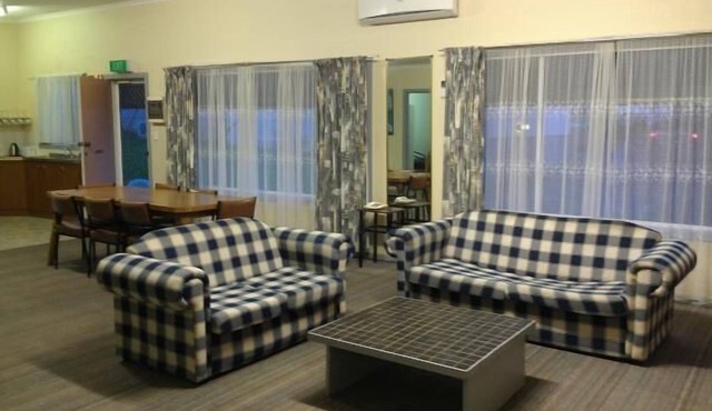 Avalon Motel