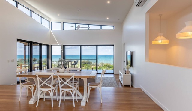 Azumi Yutori Beach House Sunrise