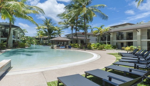 Azure 125-126 | Port Douglas