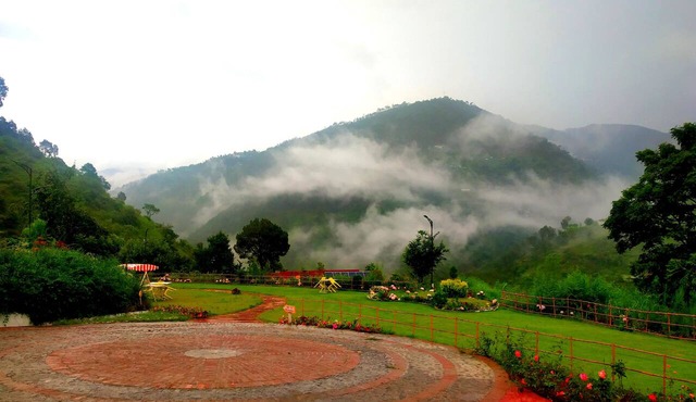 Banjara Mountain Retreat Chail Hills