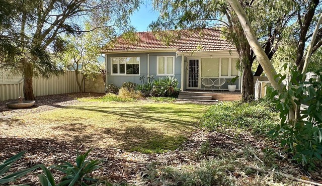 Barefoot Beach Cottage