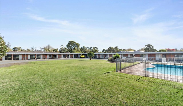Baronga Motor Inn