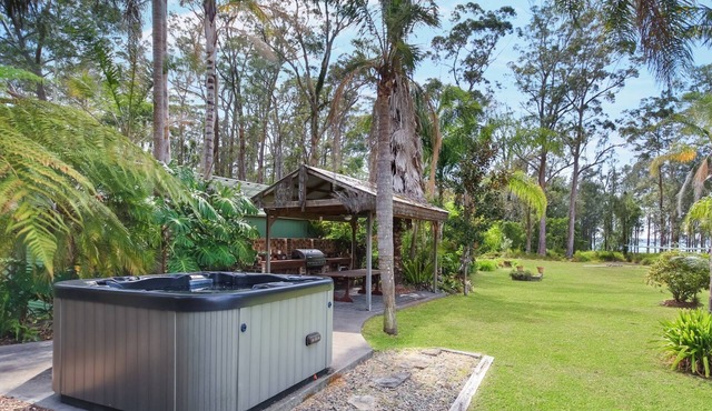Basin Retreat by Experience Jervis Bay